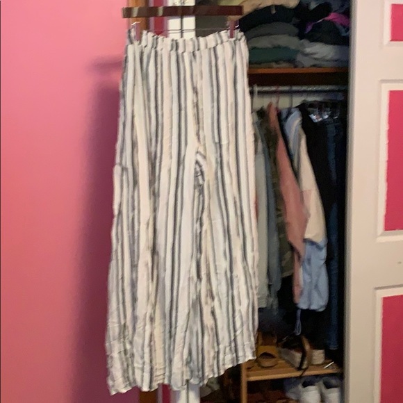 AE Palazzo Pants - Picture 3 of 4